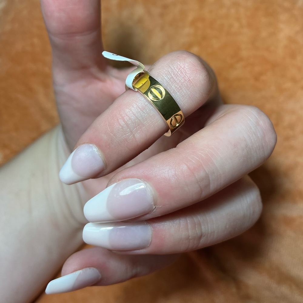 Gold ring